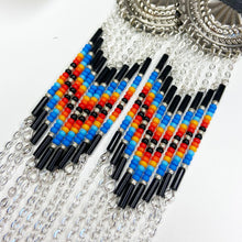 Load image into Gallery viewer, Wild West Statement Earrings - Silver