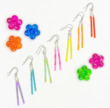 Load image into Gallery viewer, Groovy Mini Earrings