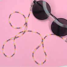 Load image into Gallery viewer, Yellow Paisley Mask with 4 in 1 Beaded lanyard - Mod White