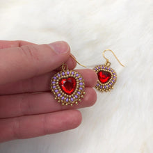 Load image into Gallery viewer, Sweetheart Earrings