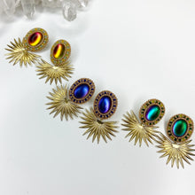 Load image into Gallery viewer, Sunny Daze Sunburst Earrings
